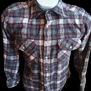 Small Vintage Plaid WoolFlannel Shirt Quilted Collar Lining 1970's Lumberjack